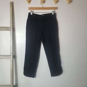 41 HAWTHORN WOMEN'S BLACK CAPRI PANTS SIZE 4